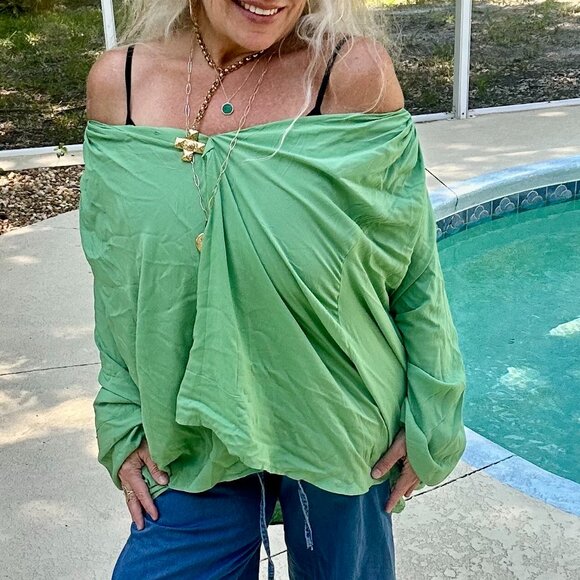 NWT Slouchy Challis Fabric Dolman Sleeved Shirt - Picture 2 of 3